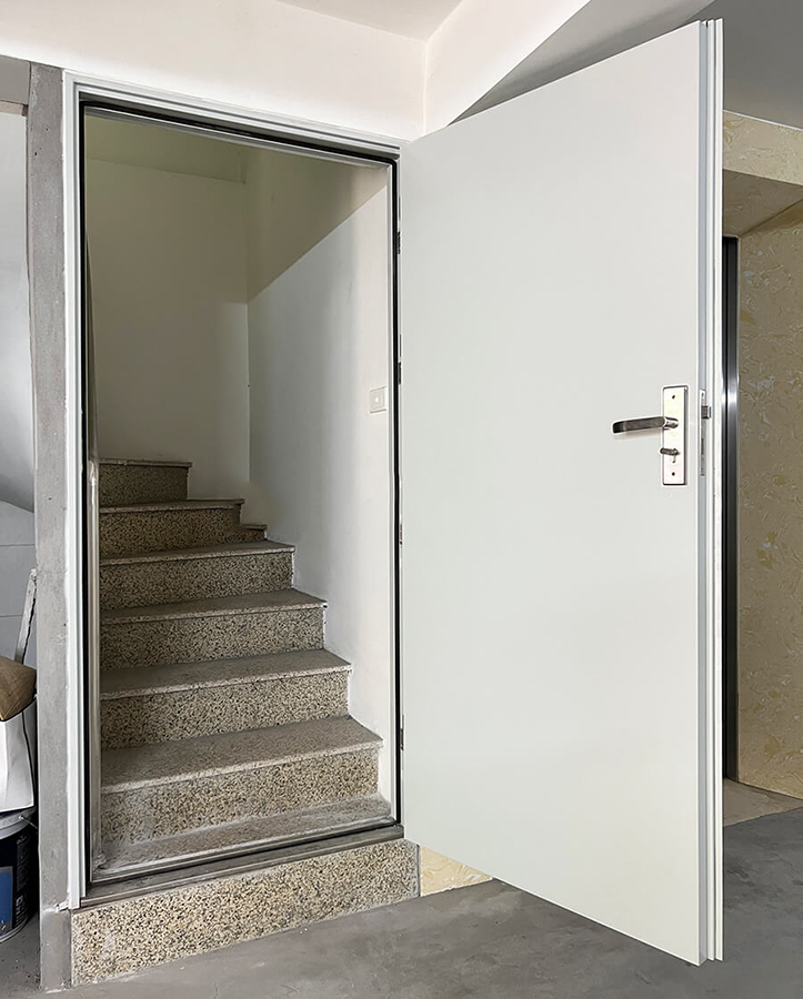 Cung cấp lắp đặt cửa chống cháy cho công trình nhà dân