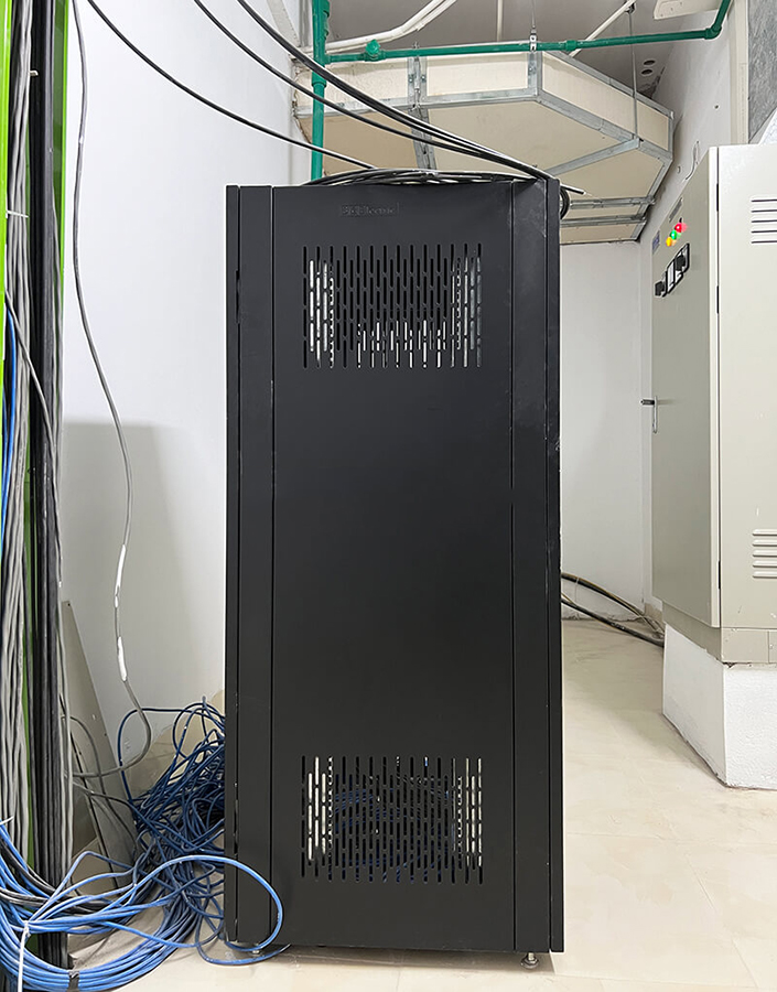 Lắp đặt Tủ Rack 27U D600